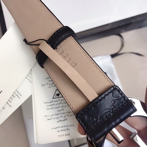 スーパーコピーグッチベルト内部構造